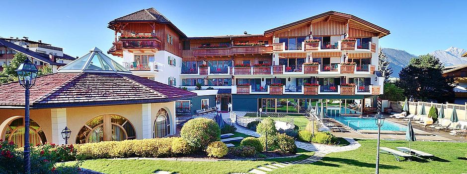 Mirabell Dolomiten Wellness Residenz ***** Olang Hochpustertal&nbsp;/&nbsp;Kronplatz, Südtirol - Golfhotel, Wellness- & Spa-Hotel, Wanderhotel, Gourmethotel, Romantische Hotels, Spahotel, Designhotel, Skihotel